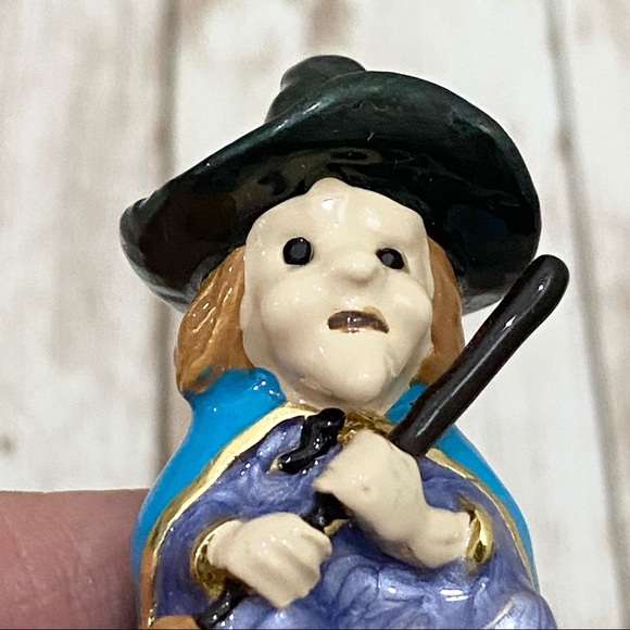 Artform Witchiepoo Halloween Enamel Trinket - Picture 11 of 15